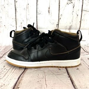 Nike Air Jordan 1 Kid’s Retro Black and Gold Basketball Shoes, Size 1.5Y